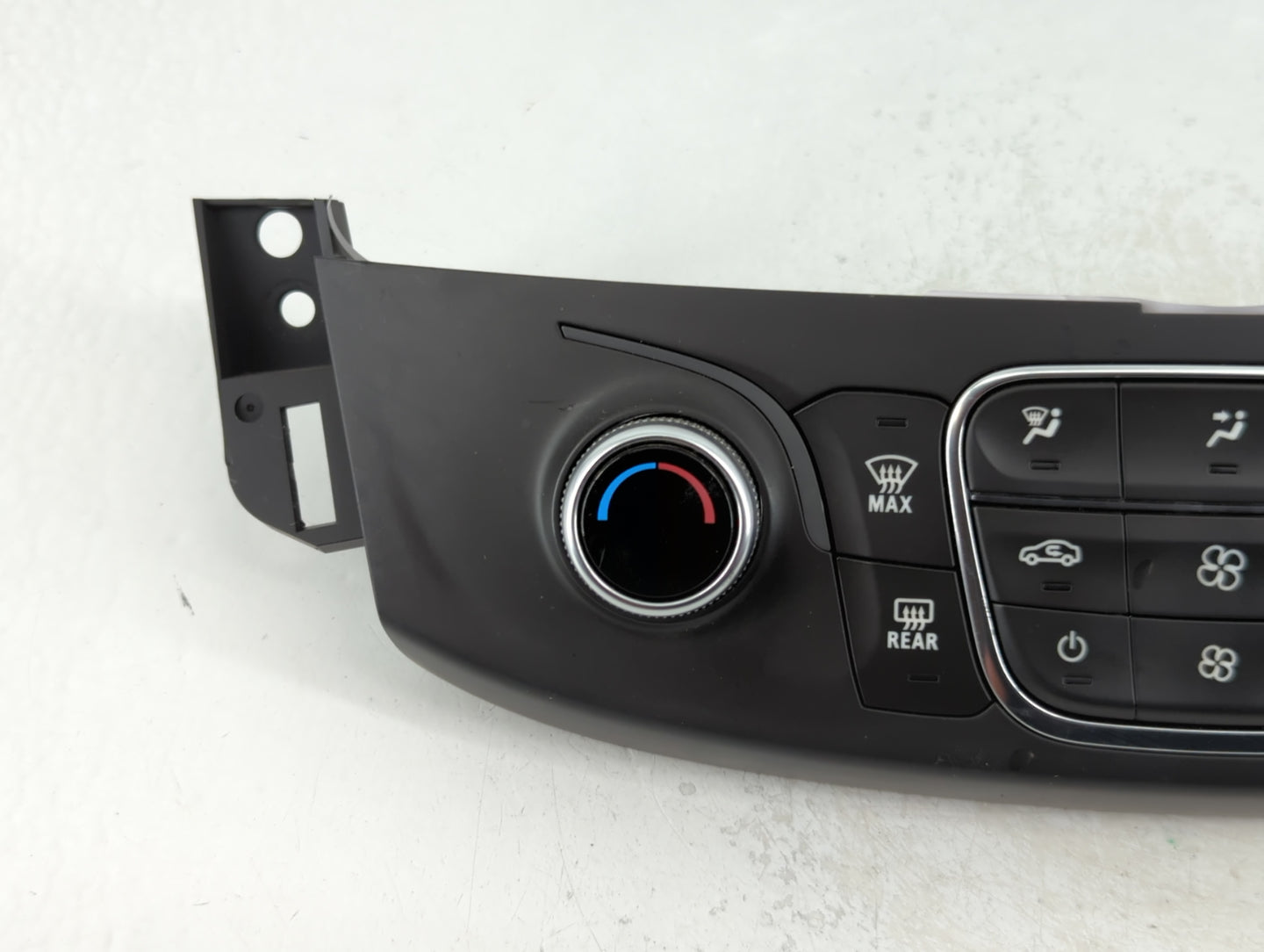 2018-2022 Chevrolet Traverse Climate Control Module Temperature AC/Heater Replacement P/N:84344401 Fits OEM Used Auto Parts 