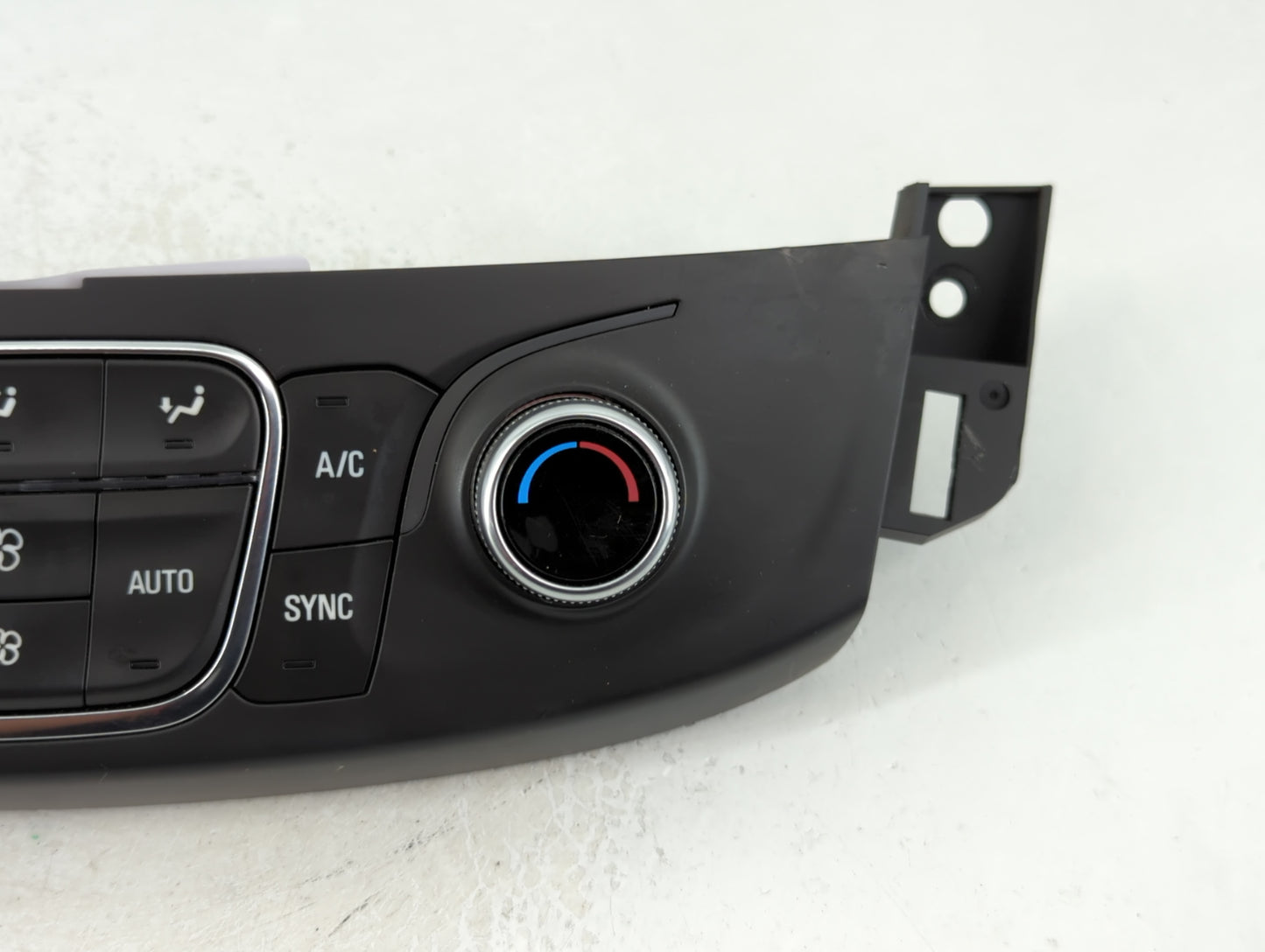 2018-2022 Chevrolet Traverse Climate Control Module Temperature AC/Heater Replacement P/N:84344401 Fits OEM Used Auto Parts 