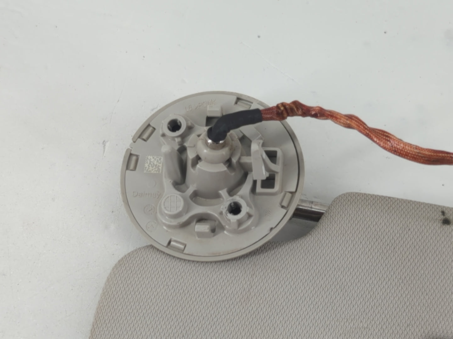 2018-2022 Chevrolet Traverse Sun Visor Shade Replacement Driver Left Mirror Fits Fits 2018 2019 2020 2021 2022 OEM Used Auto