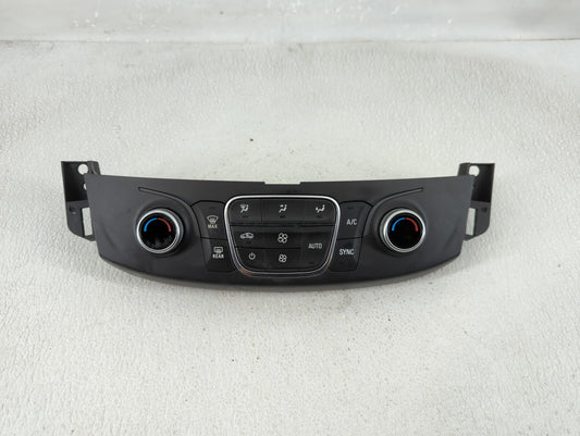 2018-2022 Chevrolet Traverse Climate Control Module Temperature AC/Heater Replacement P/N:84344401 Fits OEM Used Auto Parts 