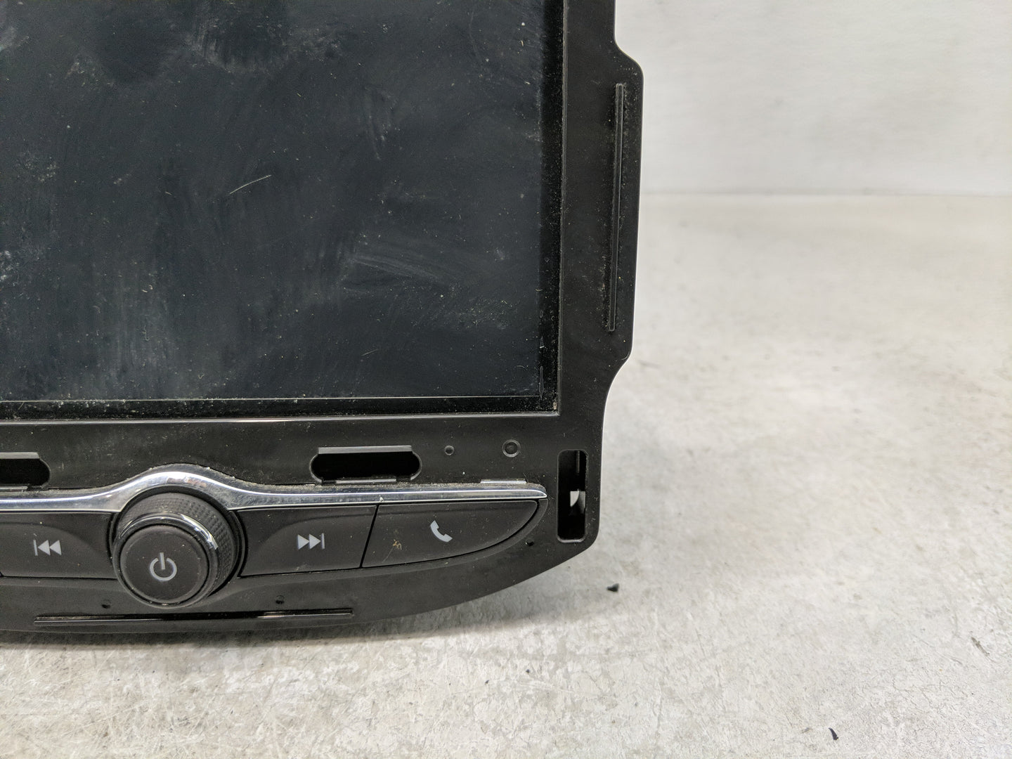 2018-2021 Chevrolet Traverse Radio AM FM Cd Player Receiver Replacement P/N:42554671 Fits Fits 2017 2018 2019 2020 2021 OEM 