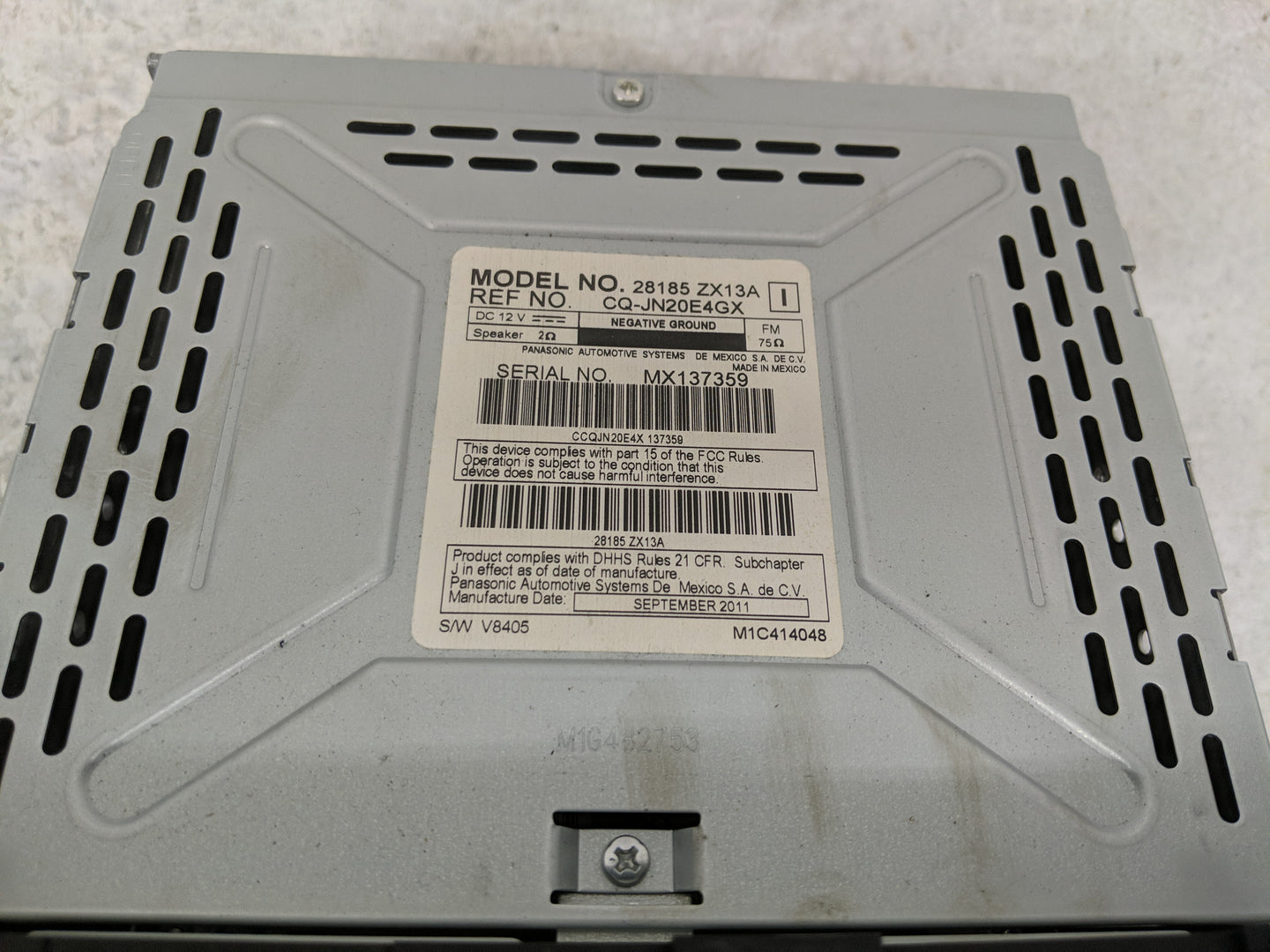2019 Chevrolet Traverse Radio AM FM Cd Player Receiver Replacement P/N:28185 ZX13A Fits OEM Used Auto Parts - Oemusedautopar