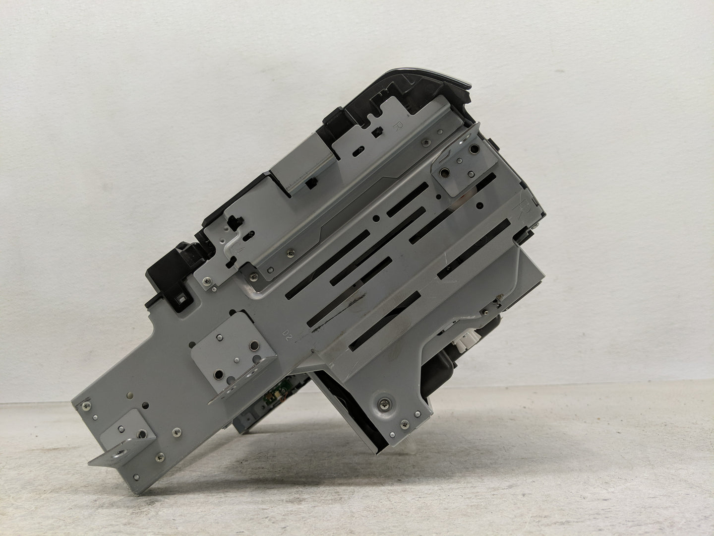 2019 Chevrolet Traverse Radio AM FM Cd Player Receiver Replacement P/N:84423260 Fits OEM Used Auto Parts - Oemusedautoparts1