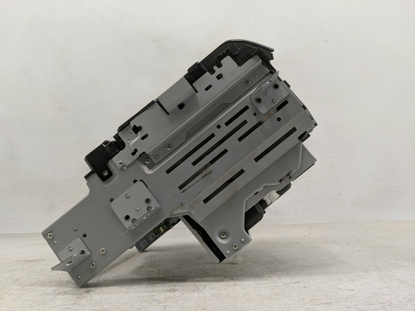 2019 Chevrolet Traverse Radio AM FM Cd Player Receiver Replacement P/N:84423260 Fits OEM Used Auto Parts - Oemusedautoparts1