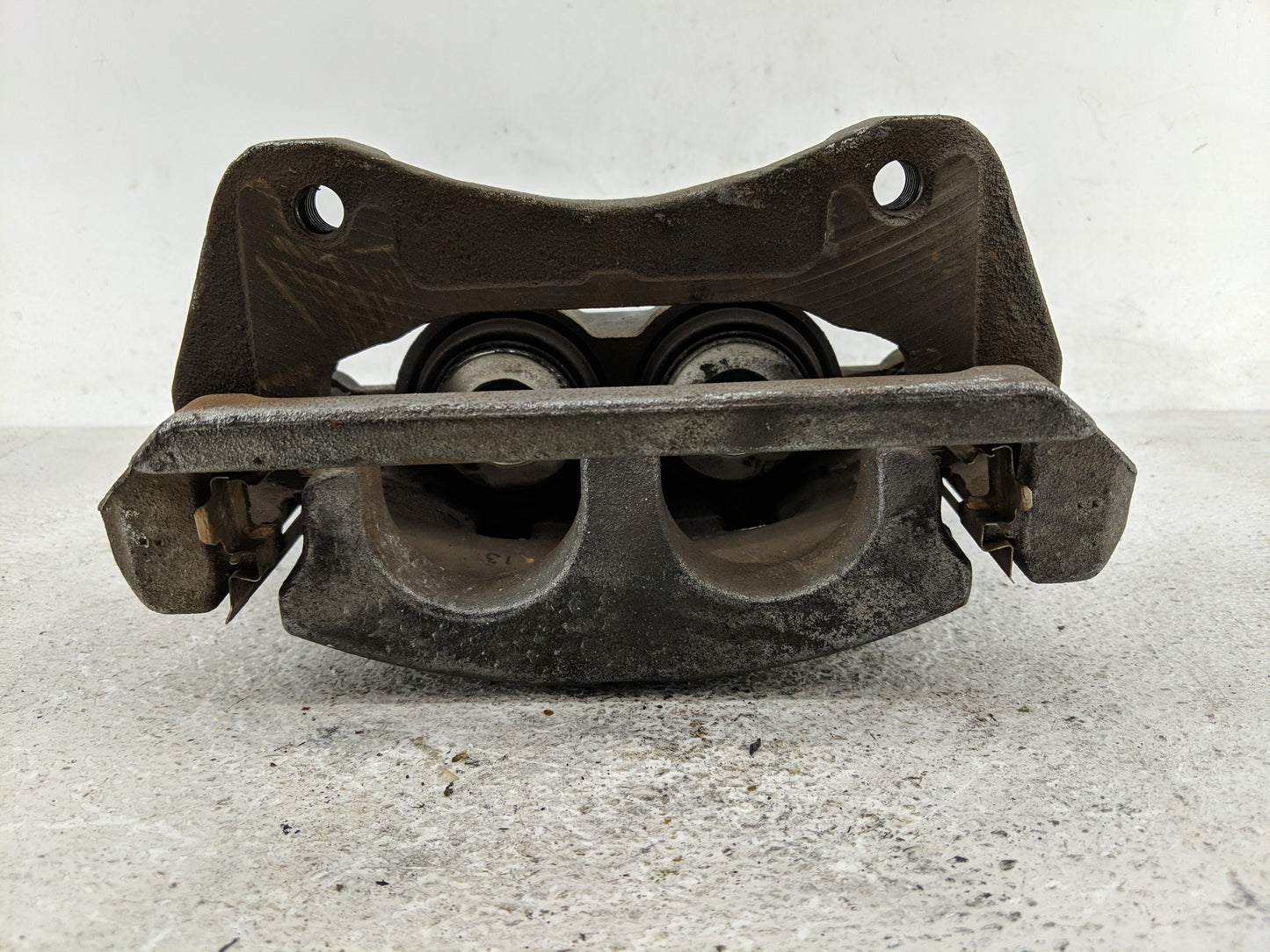 2018-2020 Chevrolet Traverse Rear Passenger Right Brake Caliper - Oemusedautoparts1.com