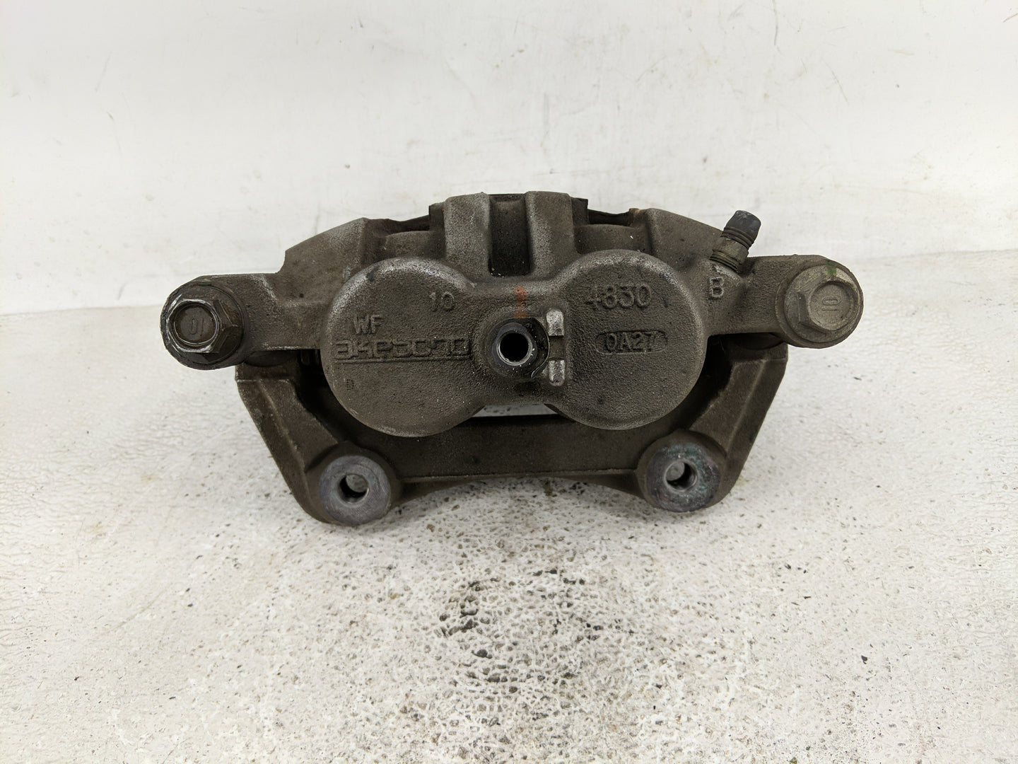 2018-2020 Chevrolet Traverse Rear Passenger Right Brake Caliper - Oemusedautoparts1.com