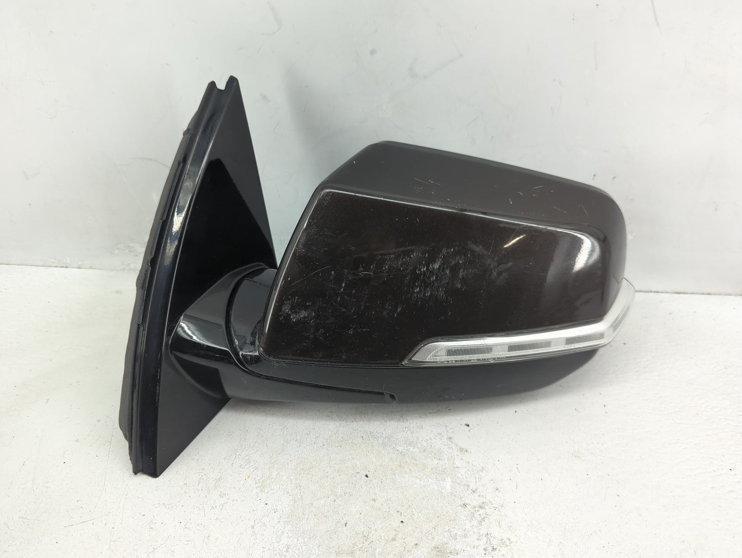 2018-2022 Chevrolet Traverse Driver Side View Mirror - Left Door Mirror OEM Used - Oemusedautoparts1.com