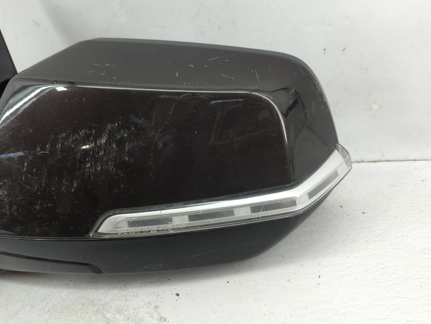 2018-2022 Chevrolet Traverse Driver Side View Mirror - Left Door Mirror OEM Used - Oemusedautoparts1.com