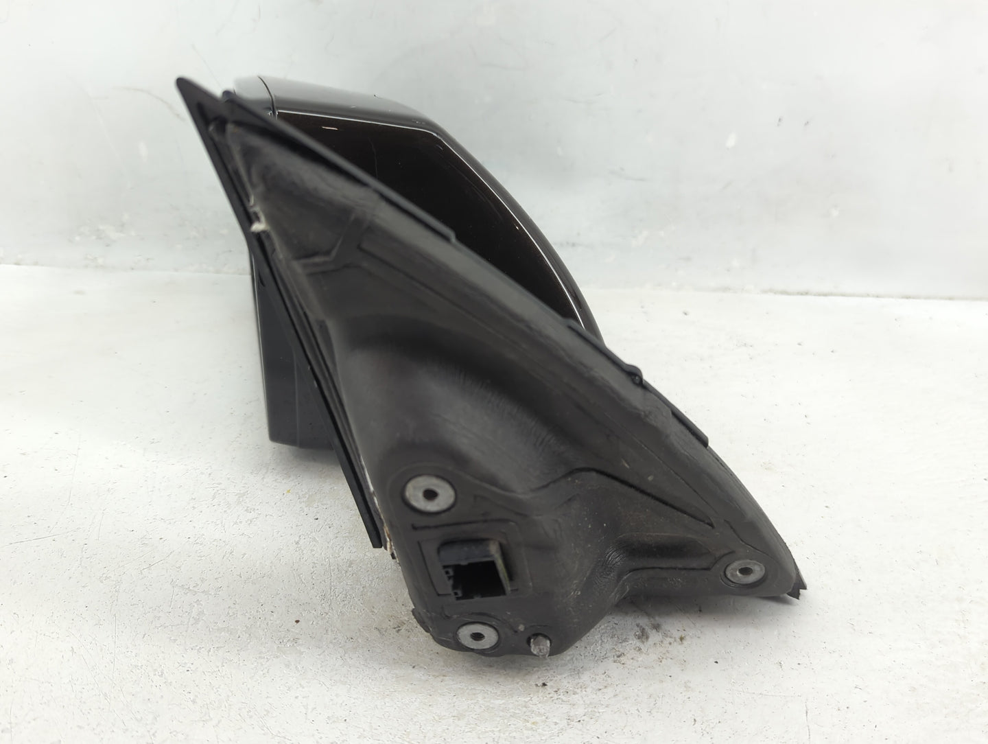 2018-2022 Chevrolet Traverse Driver Side View Mirror - Left Door Mirror OEM Used - Oemusedautoparts1.com