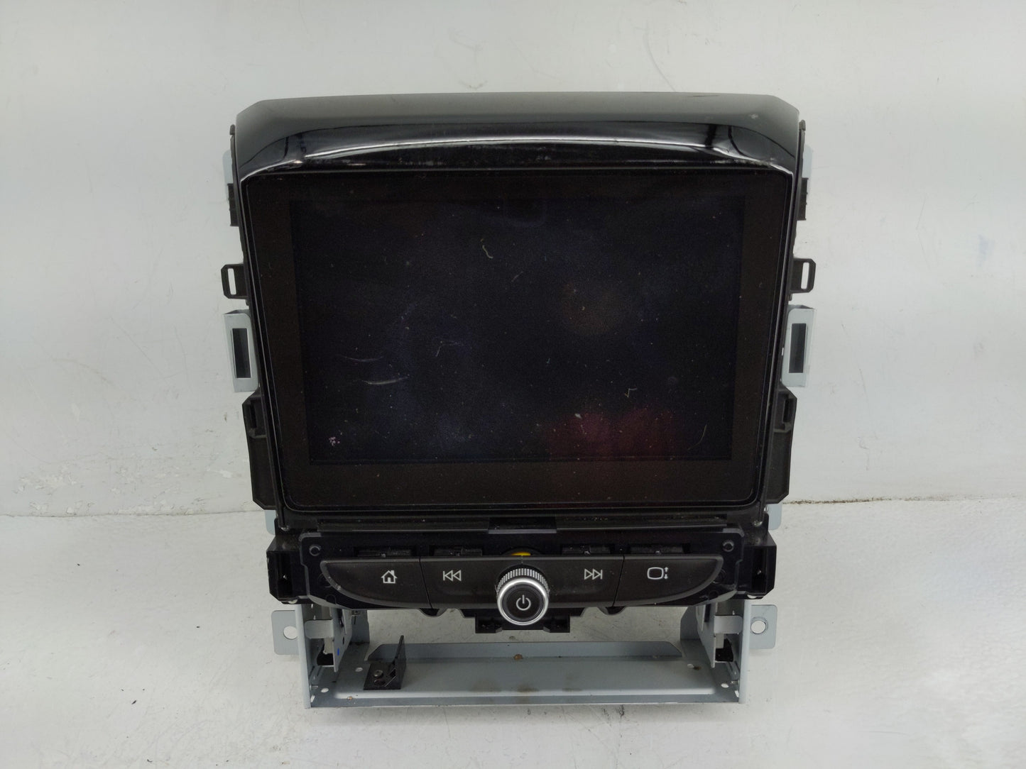 2018-2021 Chevrolet Traverse Radio AM FM Cd Player Receiver Replacement P/N:84423260 Fits Fits 2018 2019 2020 2021 OEM Used 