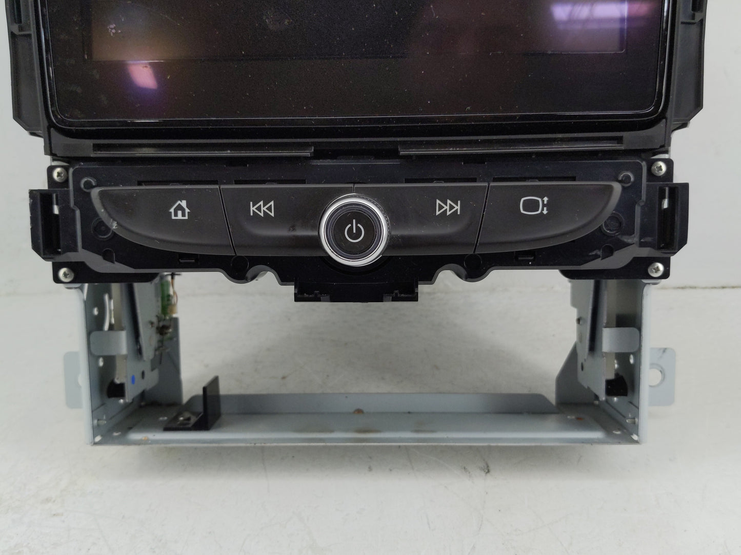2018-2021 Chevrolet Traverse Radio AM FM Cd Player Receiver Replacement P/N:84423260 Fits Fits 2018 2019 2020 2021 OEM Used 