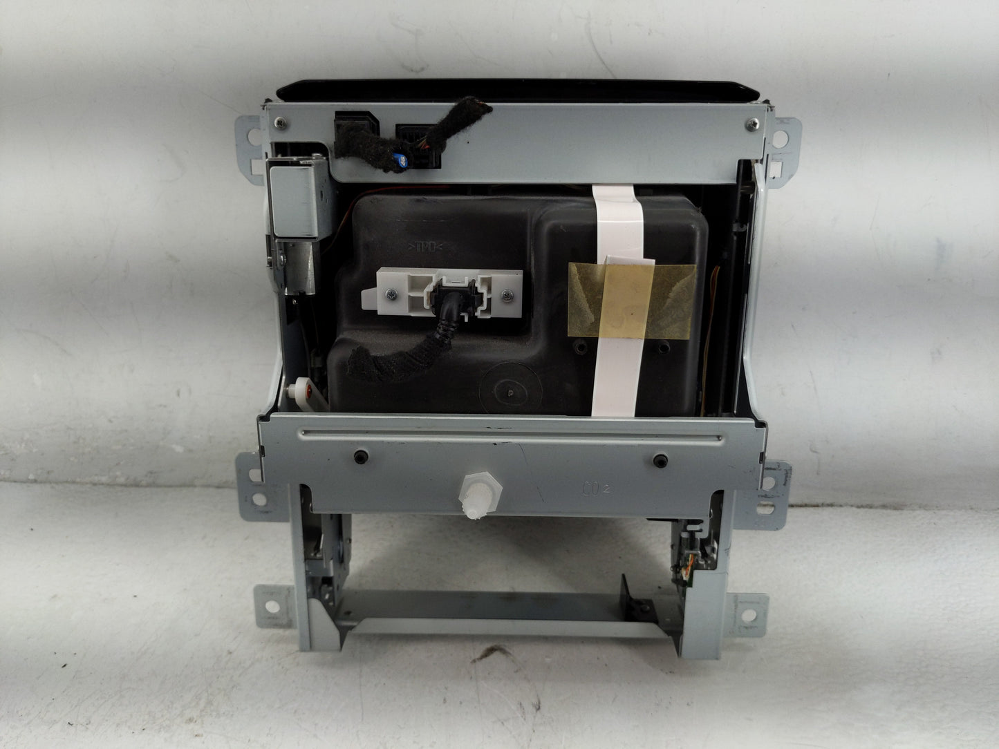 2018-2021 Chevrolet Traverse Radio AM FM Cd Player Receiver Replacement P/N:84423260 Fits Fits 2018 2019 2020 2021 OEM Used 