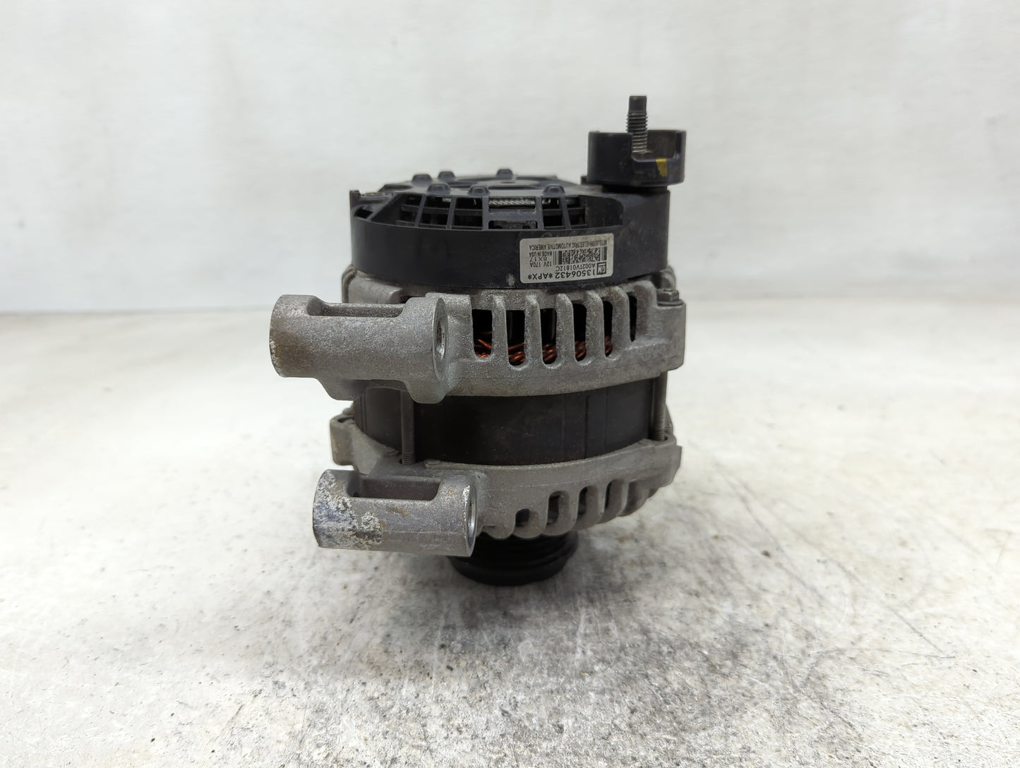 2018-2022 Chevrolet Traverse Alternator Replacement Generator Charging Assembly Engine OEM P/N:13506432 Fits OEM Used Auto P