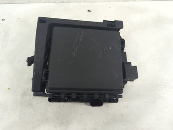 compare product 2018-2019 Chevrolet Traverse Fusebox Fuse Box Panel Relay Module P/N:7171-4521-30 Fits Fits 2018 2019 OEM Used Auto Parts