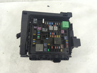 2018-2019 Chevrolet Traverse Fusebox Fuse Box Panel Relay Module P/N:7171-4521-30 Fits Fits 2018 2019 OEM Used Auto Parts - 