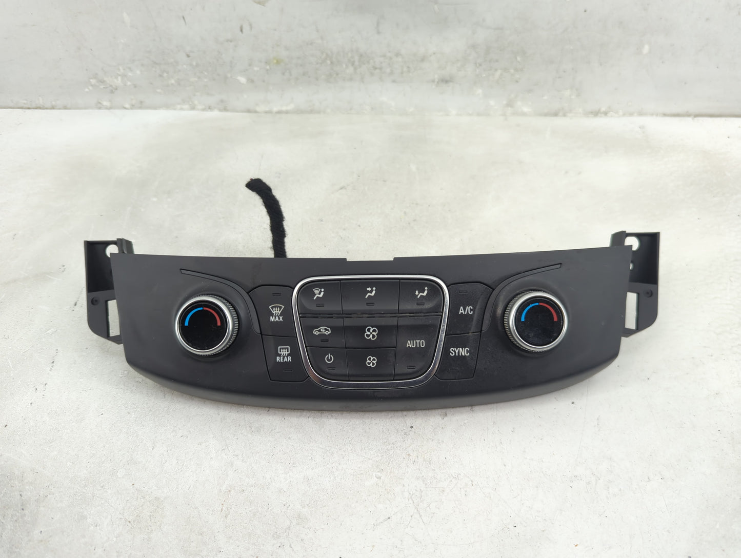 2018-2022 Chevrolet Traverse Climate Control Module Temperature AC/Heater Replacement P/N:84344401 Fits OEM Used Auto Parts 