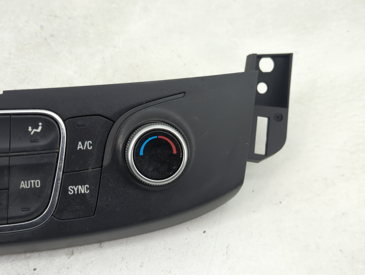 2018-2022 Chevrolet Traverse Climate Control Module Temperature AC/Heater Replacement P/N:84344401 Fits OEM Used Auto Parts 