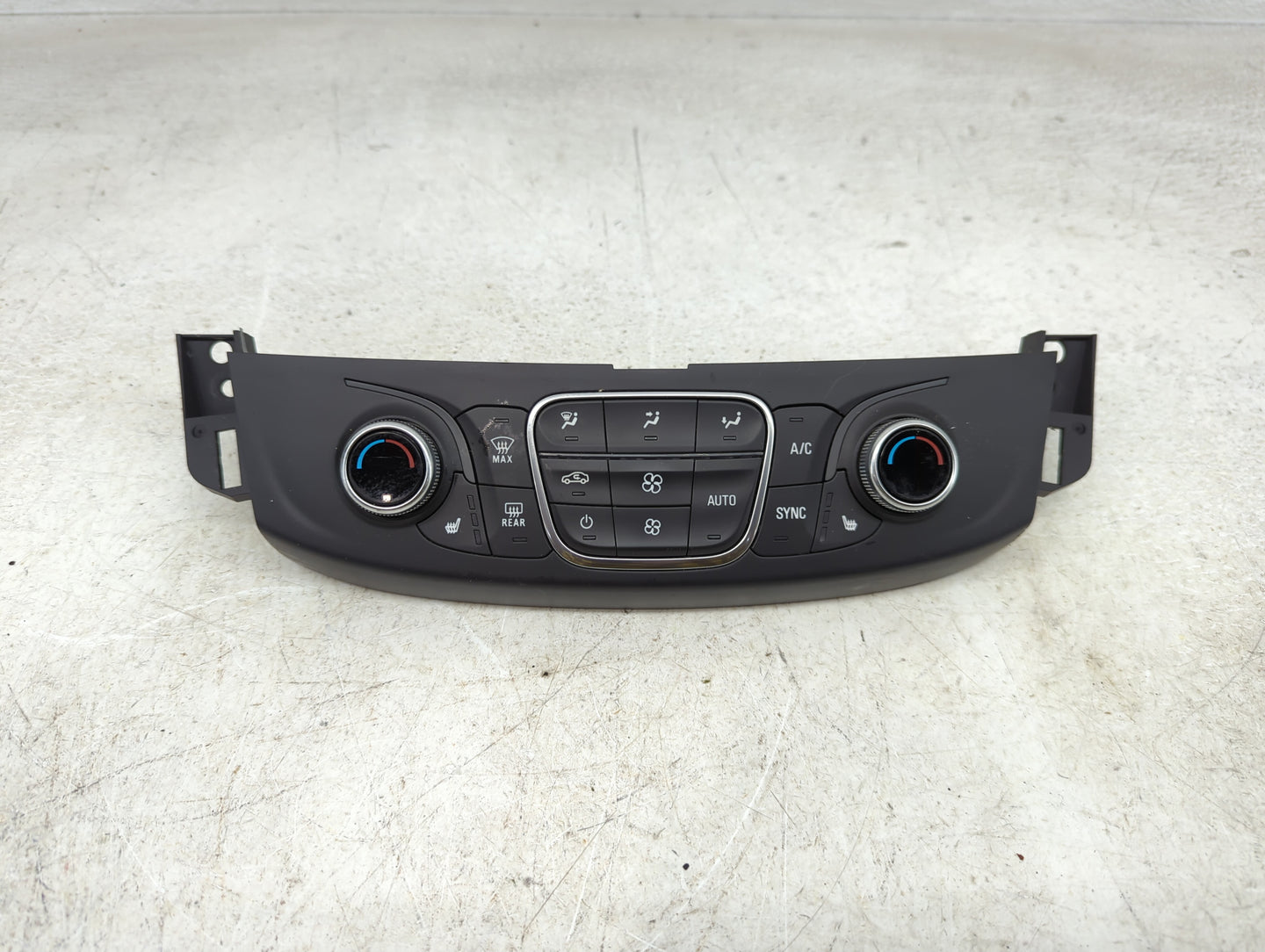2018-2022 Chevrolet Traverse Climate Control Module Temperature AC/Heater Replacement P/N:84344402 Fits OEM Used Auto Parts 