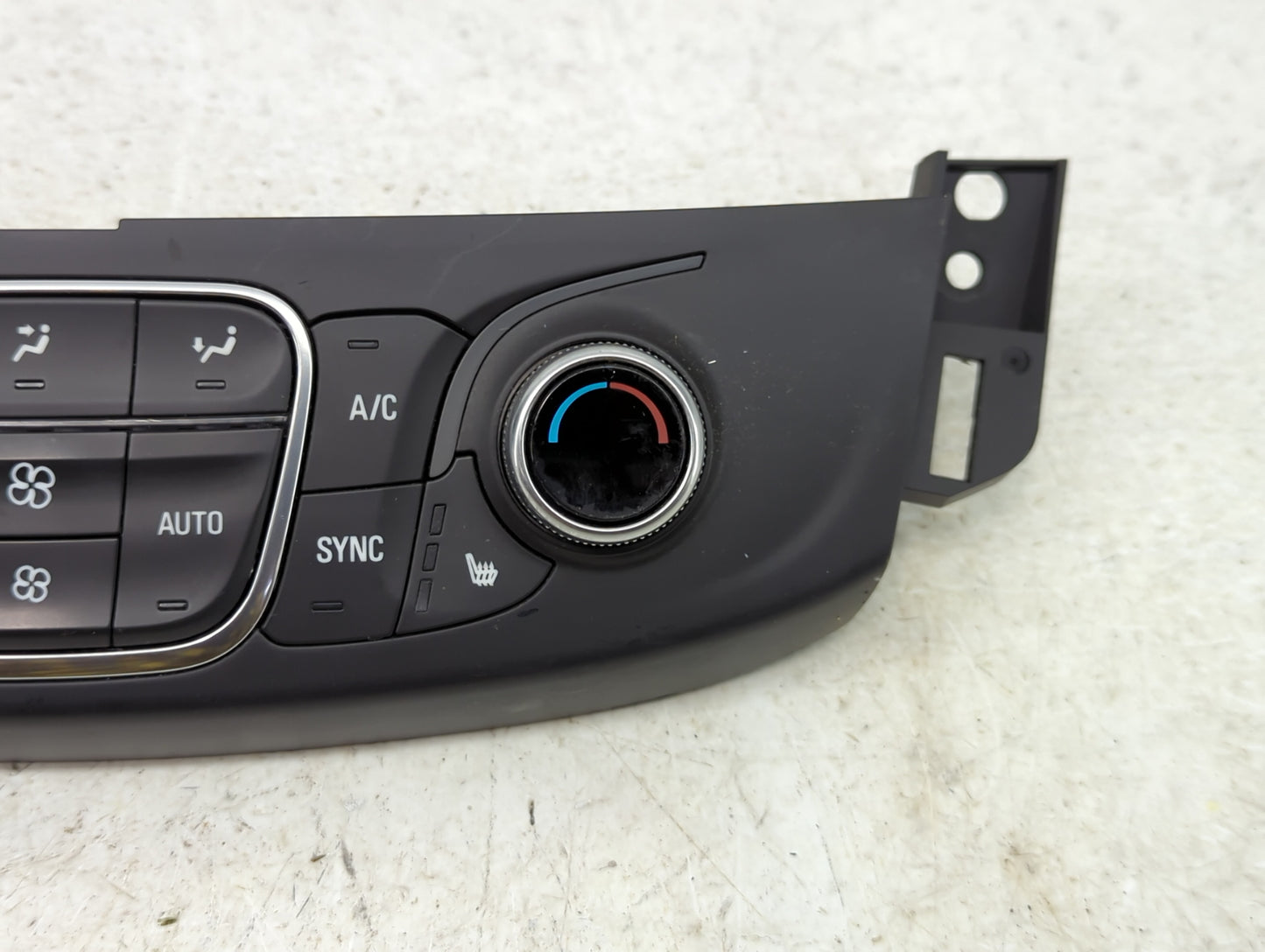 2018-2022 Chevrolet Traverse Climate Control Module Temperature AC/Heater Replacement P/N:84344402 Fits OEM Used Auto Parts 