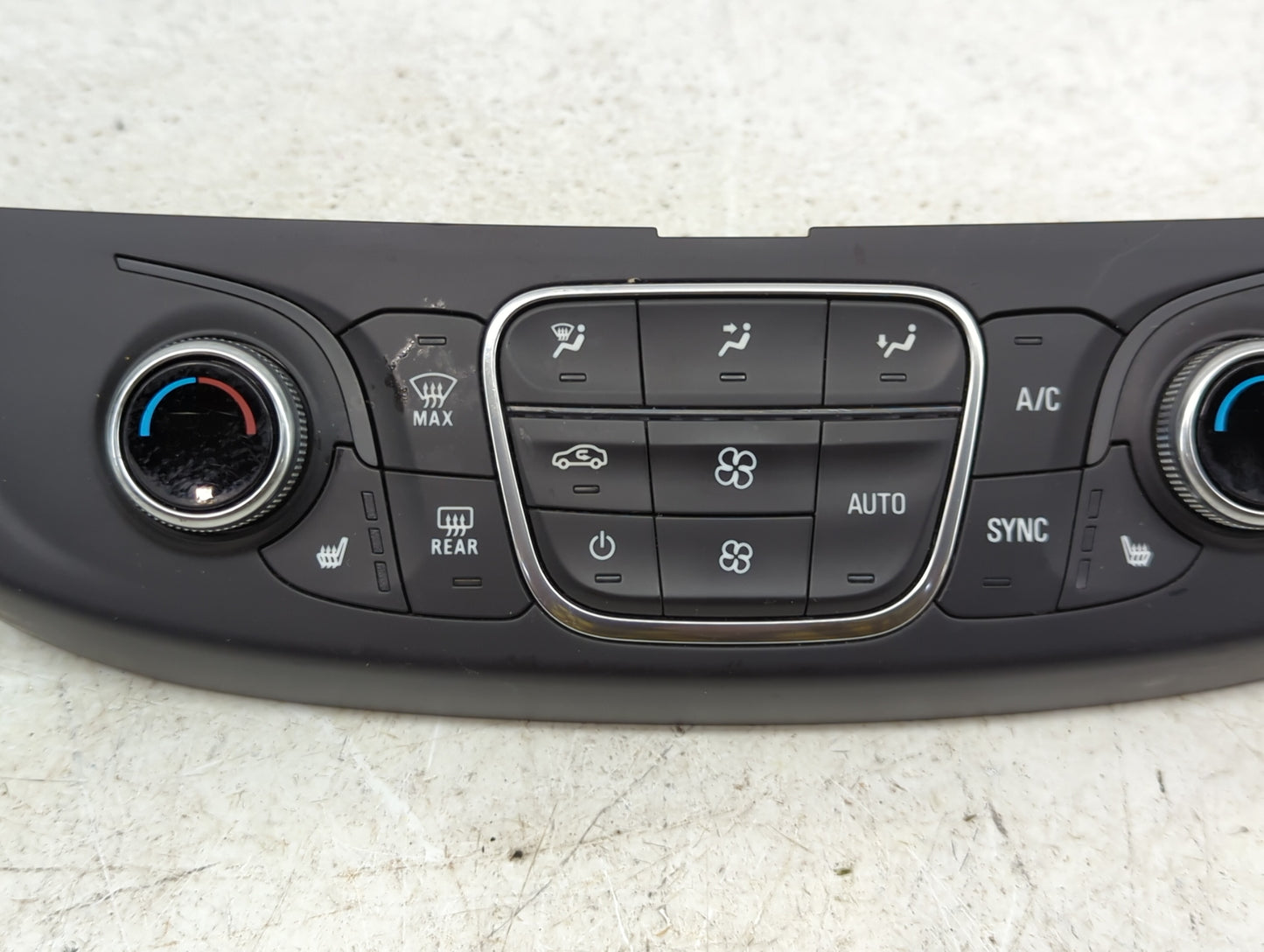 2018-2022 Chevrolet Traverse Climate Control Module Temperature AC/Heater Replacement P/N:84344402 Fits OEM Used Auto Parts 