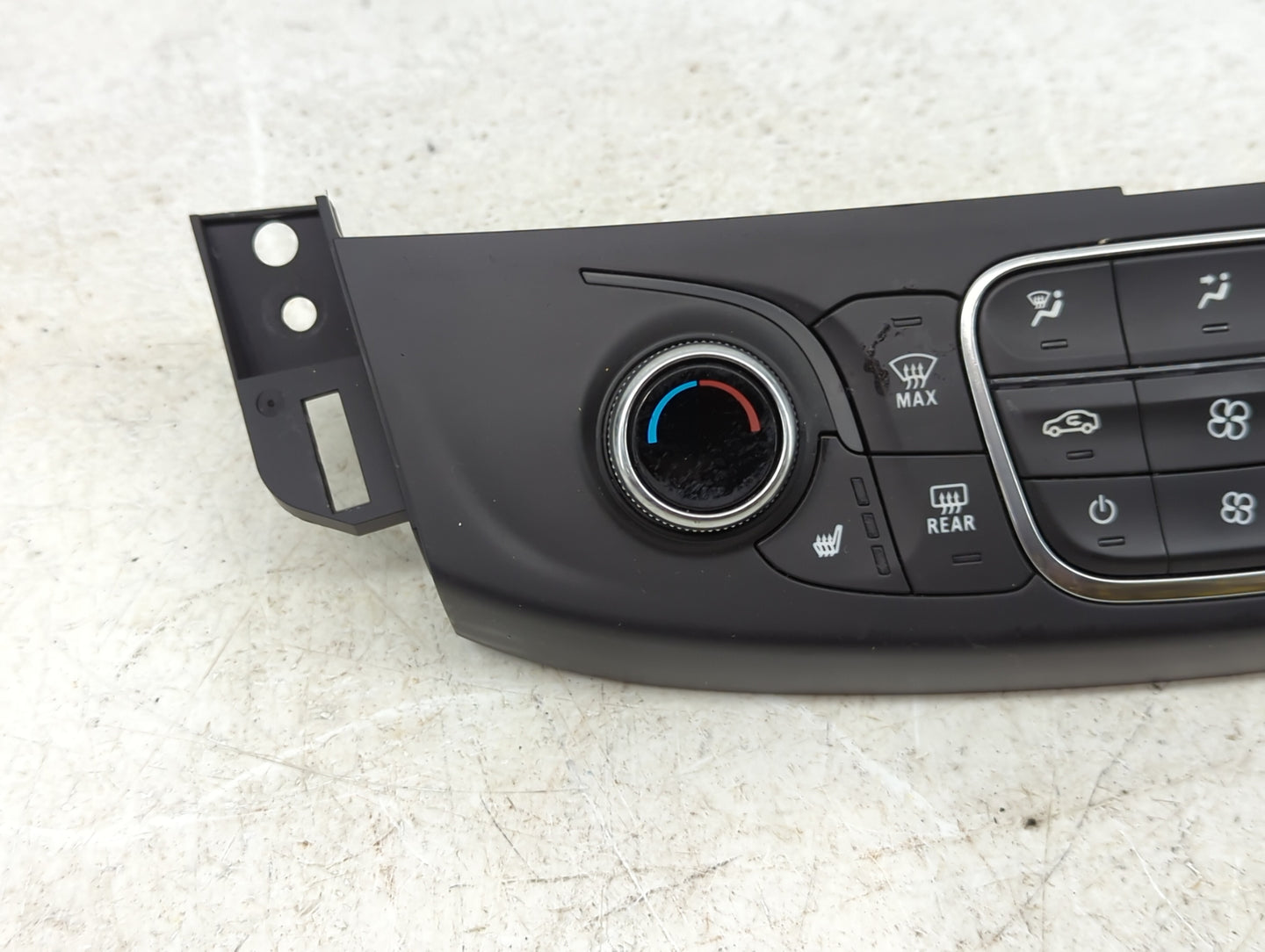 2018-2022 Chevrolet Traverse Climate Control Module Temperature AC/Heater Replacement P/N:84344402 Fits OEM Used Auto Parts 