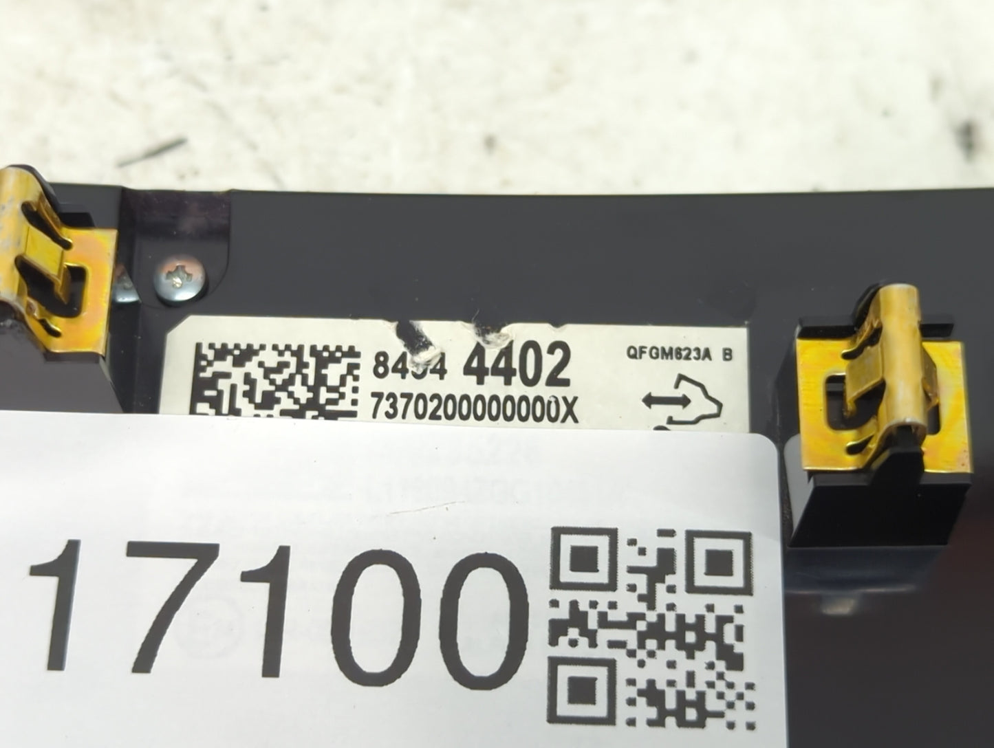 2018-2022 Chevrolet Traverse Climate Control Module Temperature AC/Heater Replacement P/N:84344402 Fits OEM Used Auto Parts 
