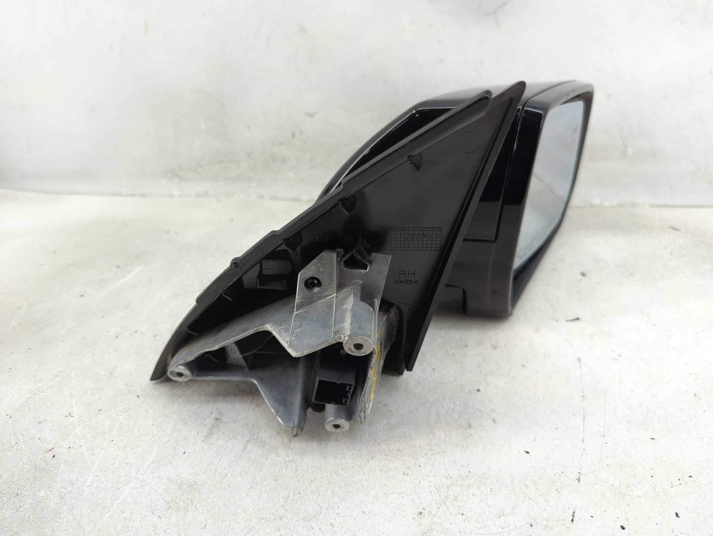 2018-2022 Chevrolet Traverse Passenger Side View Mirror - Right Door Mirror OEM Used - Oemusedautoparts1.com