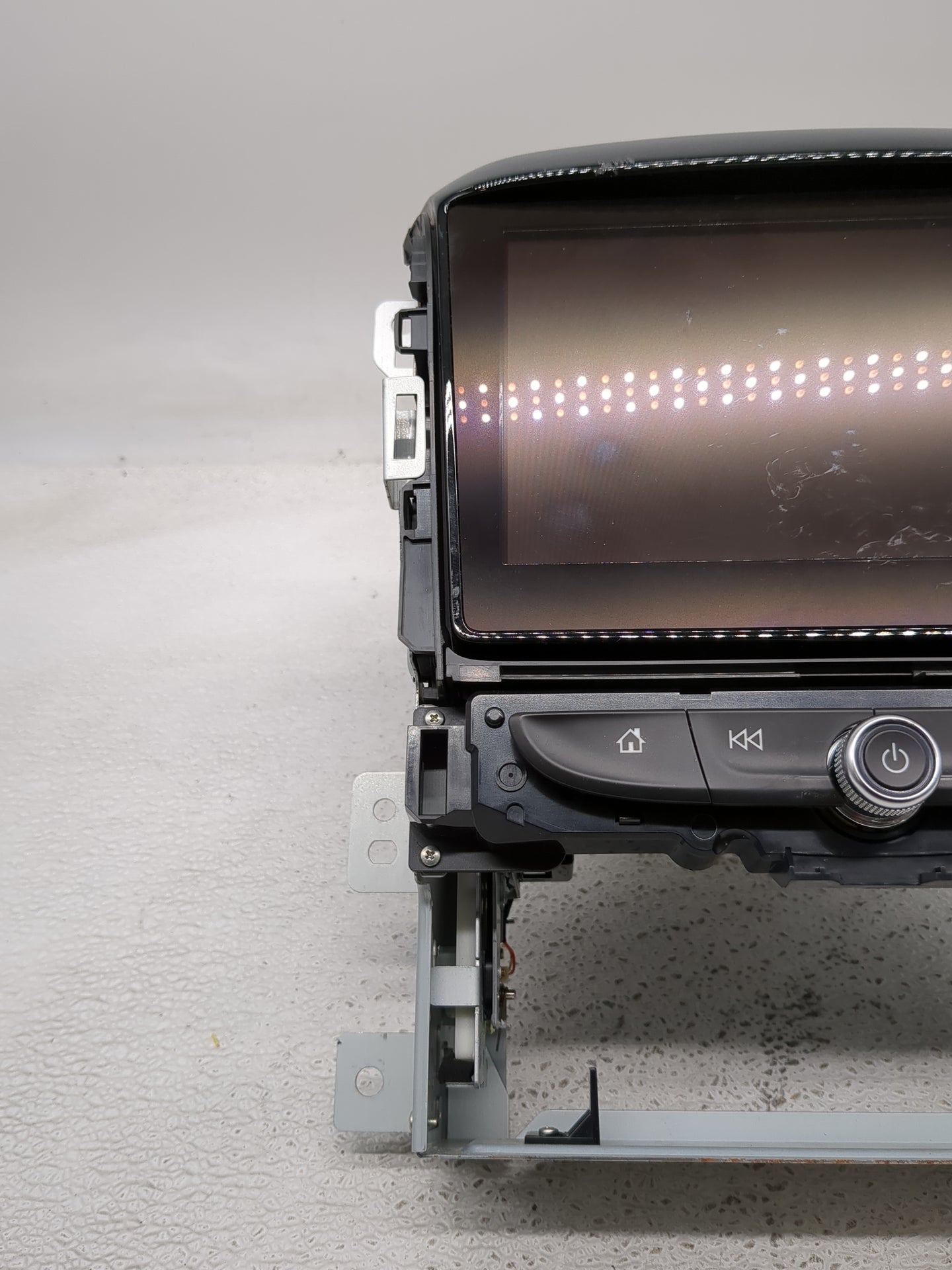 2018-2021 Chevrolet Traverse Radio AM FM Cd Player Receiver Replacement P/N:84423260 PDR263393 Fits Fits 2018 2019 2020 2021
