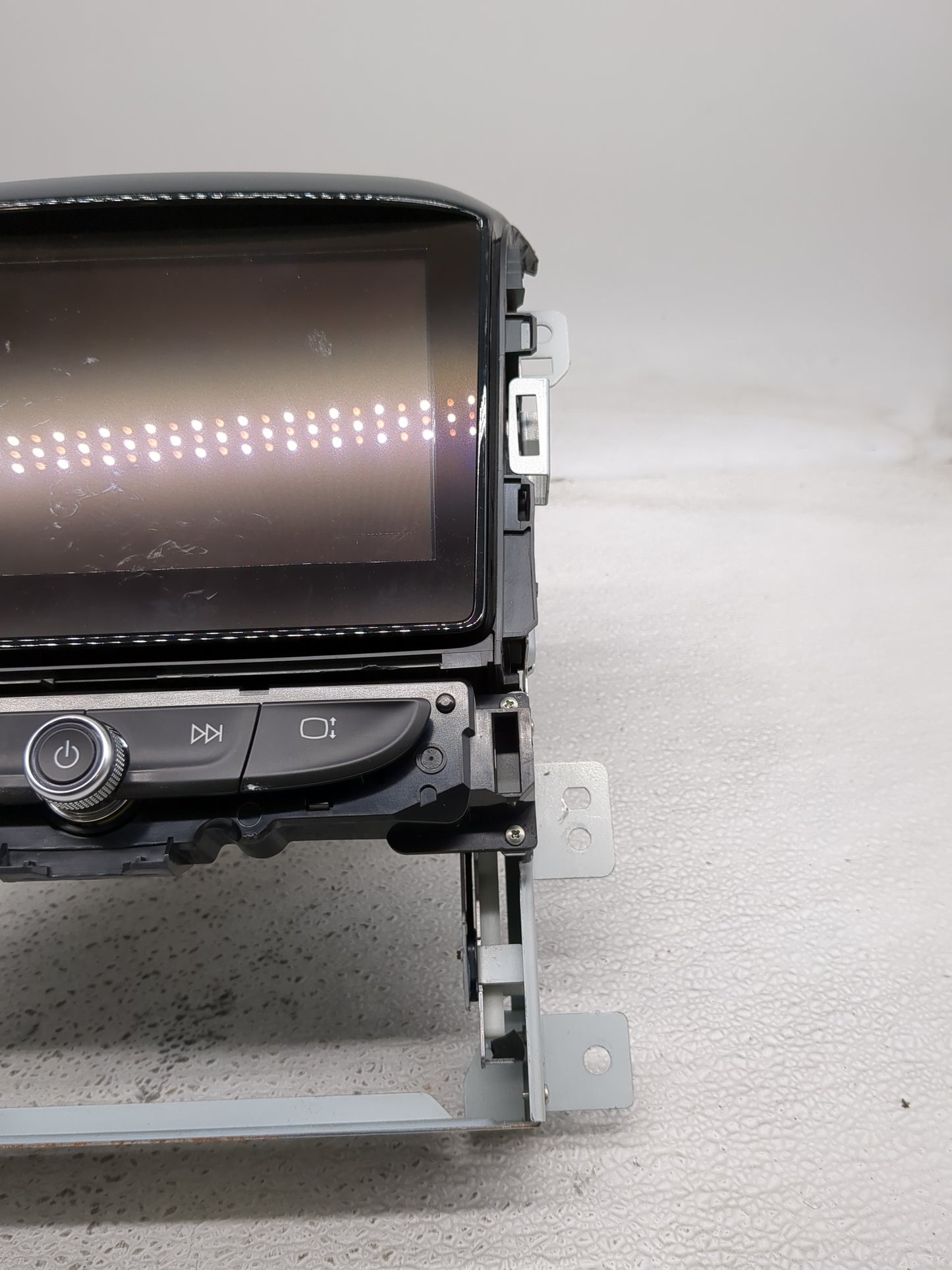 2018-2021 Chevrolet Traverse Radio AM FM Cd Player Receiver Replacement P/N:84423260 PDR263393 Fits Fits 2018 2019 2020 2021