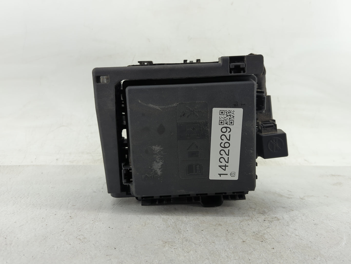 2020-2022 Chevrolet Traverse Fusebox Fuse Box Panel Relay Module P/N:7171-4521-30 85114017, 13368934 Fits Fits 2019 2020 202
