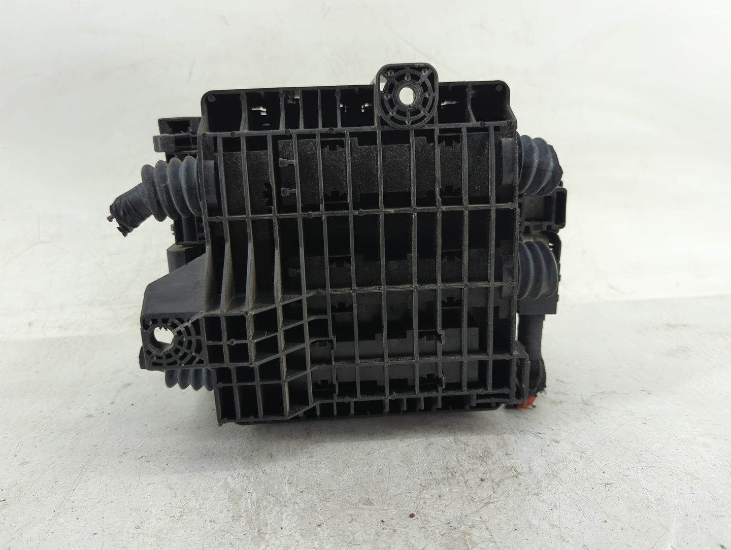2020-2022 Chevrolet Traverse Fusebox Fuse Box Panel Relay Module P/N:7171-4521-30 85114017, 13368934 Fits Fits 2019 2020 202