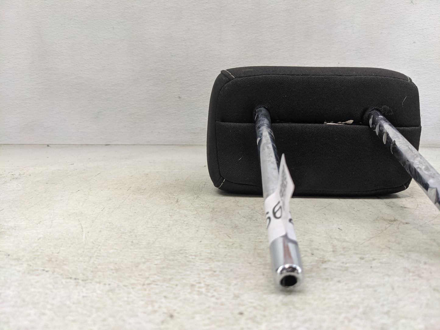 2019 Chevrolet Traverse Headrest Head Rest Rear Seat Fits OEM Used Auto Parts - Oemusedautoparts1.com