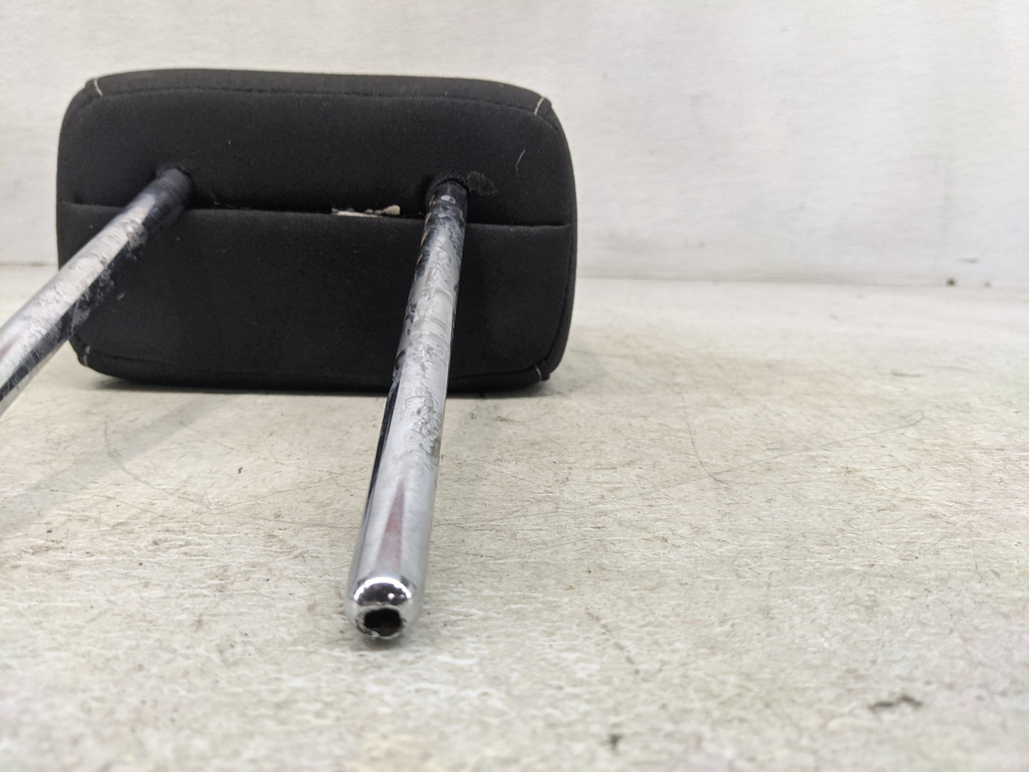 2019 Chevrolet Traverse Headrest Head Rest Rear Seat Fits OEM Used Auto Parts - Oemusedautoparts1.com