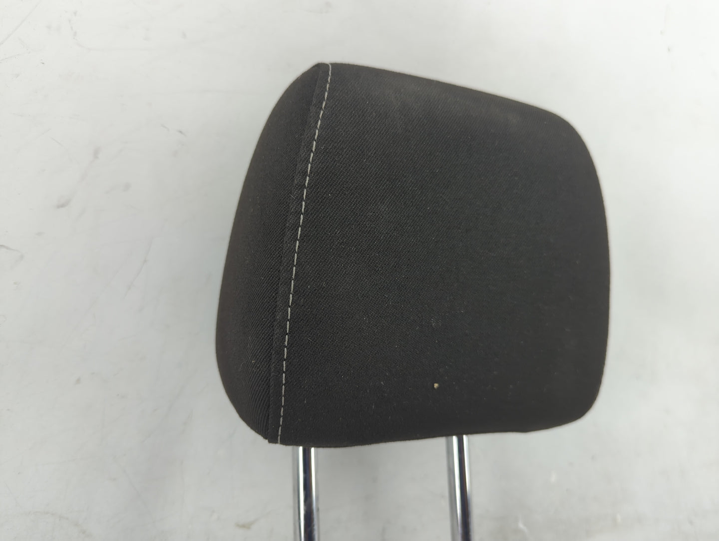 2019 Chevrolet Traverse Headrest Head Rest Front Driver Passenger Seat Fits OEM Used Auto Parts - Oemusedautoparts1.com
