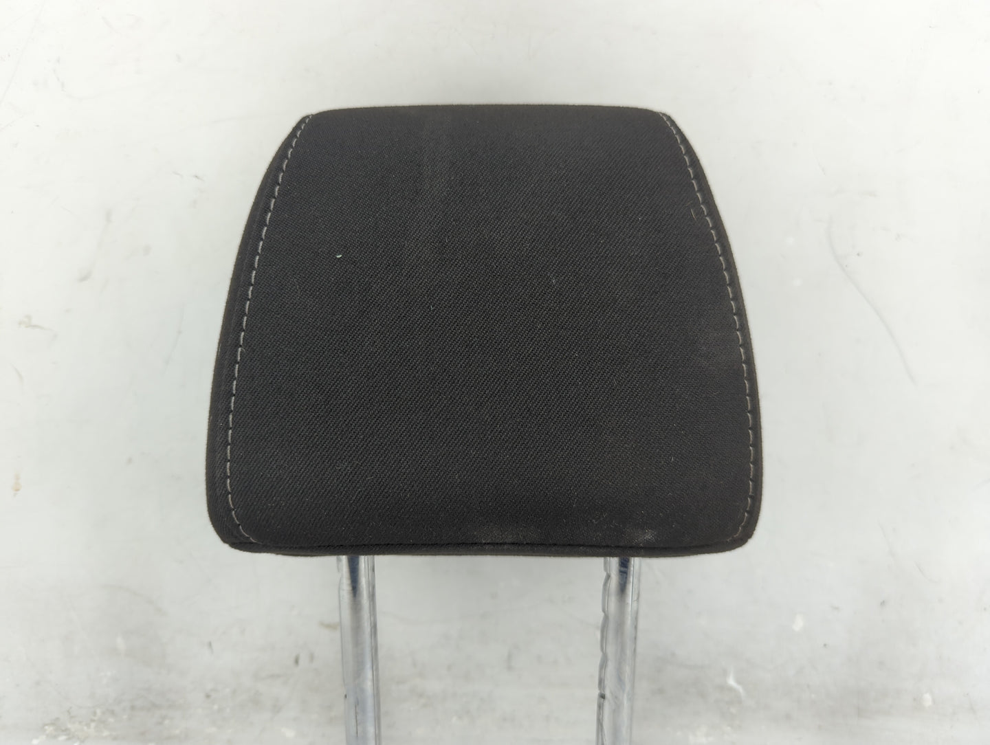 2019 Chevrolet Traverse Headrest Head Rest Front Driver Passenger Seat Fits OEM Used Auto Parts - Oemusedautoparts1.com