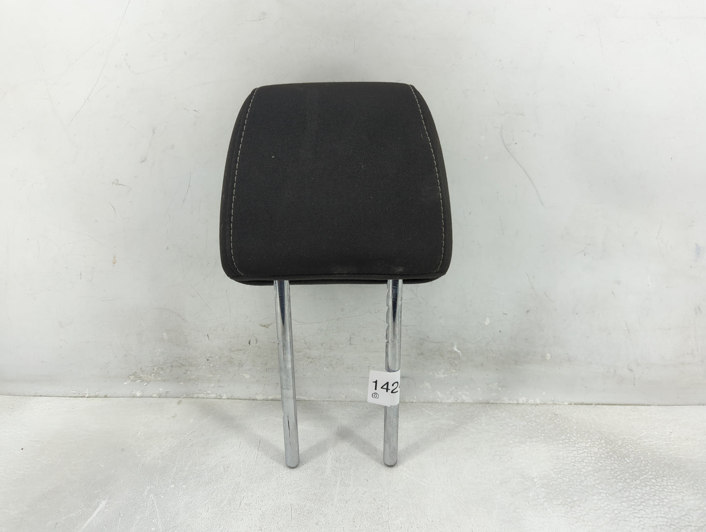 2019 Chevrolet Traverse Headrest Head Rest Front Driver Passenger Seat Fits OEM Used Auto Parts - Oemusedautoparts1.com