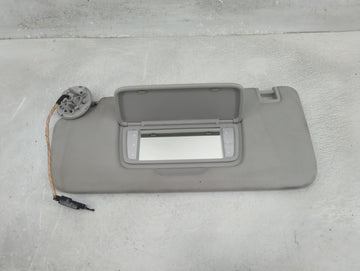 2018-2022 Chevrolet Traverse Sun Visor Shade Replacement Passenger Right Mirror Fits Fits 2018 2019 2020 2021 2022 OEM Used 