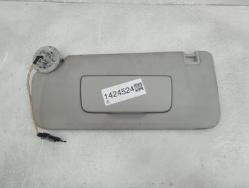 2018-2022 Chevrolet Traverse Sun Visor Shade Replacement Passenger Right Mirror Fits Fits 2018 2019 2020 2021 2022 OEM Used Auto Parts
