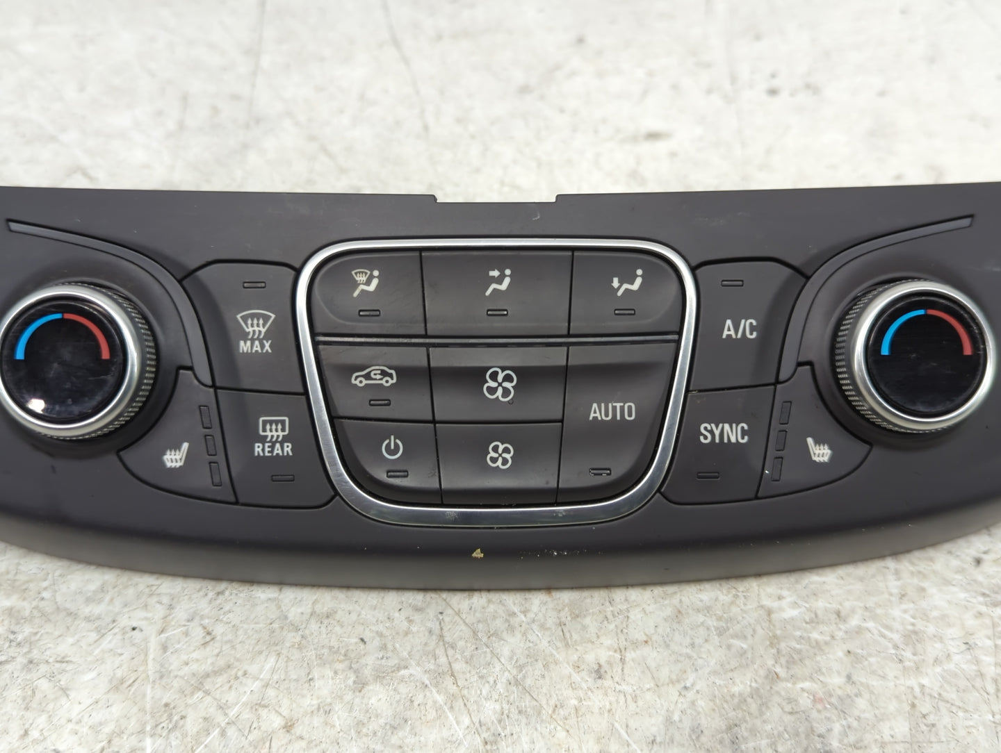 2018-2022 Chevrolet Traverse Climate Control Module Temperature AC/Heater Replacement P/N:84344402 7370200000000X Fits OEM U