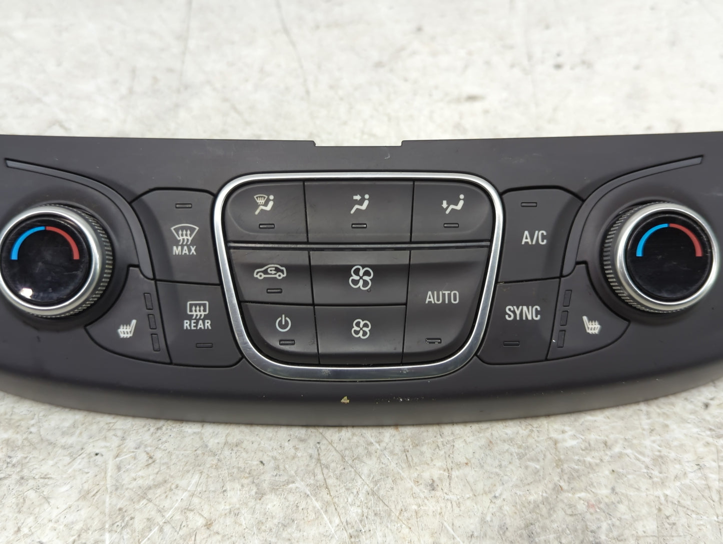 2018-2022 Chevrolet Traverse Climate Control Module Temperature AC/Heater Replacement P/N:84344402 7370200000000X Fits OEM U