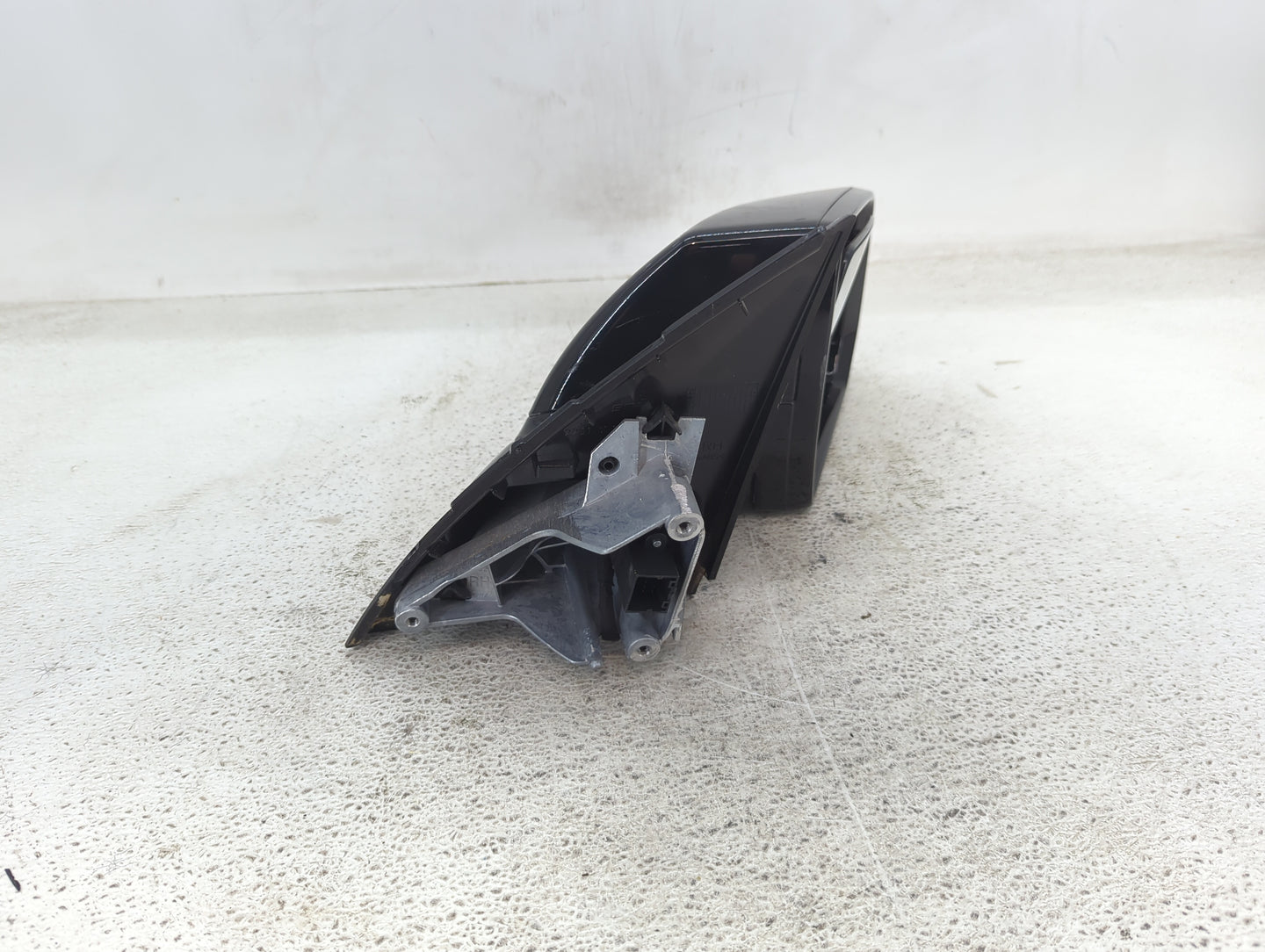 2018-2022 Chevrolet Traverse Passenger Side View Mirror - Right Door Mirror OEM Used - Oemusedautoparts1.com