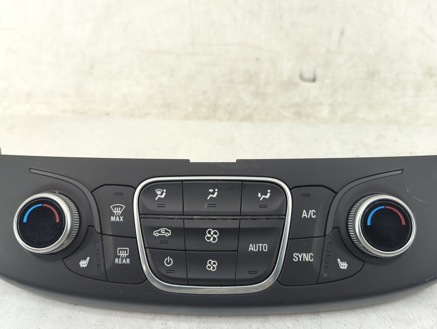 2018-2022 Chevrolet Traverse Climate Control Module Temperature AC/Heater Replacement P/N:84344402 Fits OEM Used Auto Parts 