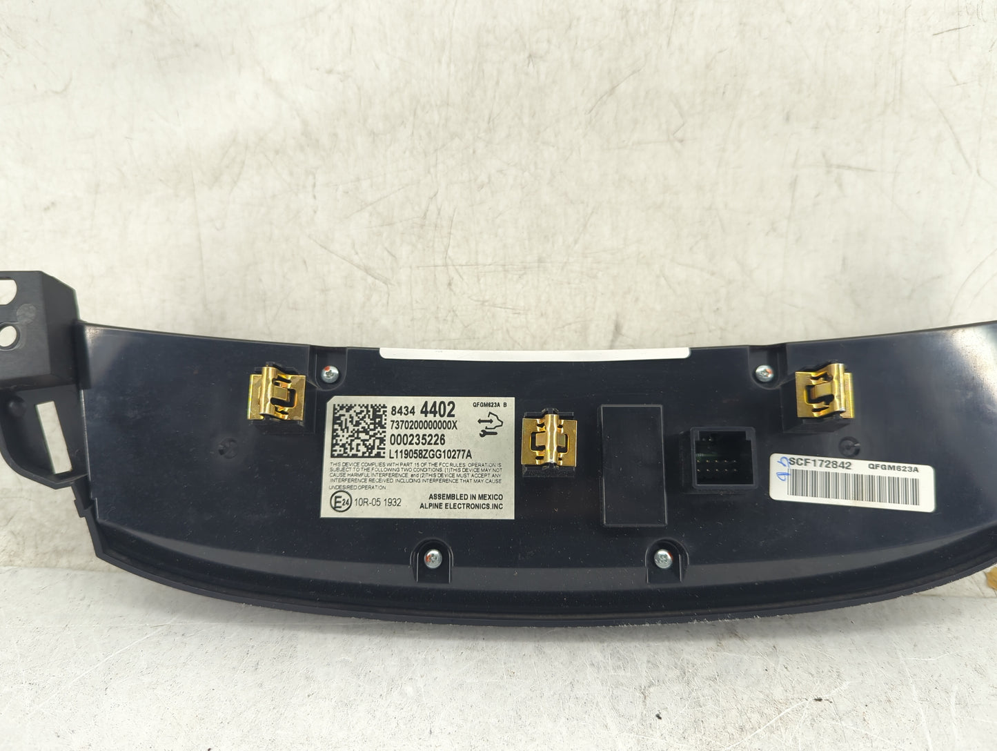 2018-2022 Chevrolet Traverse Climate Control Module Temperature AC/Heater Replacement P/N:84344402 Fits OEM Used Auto Parts 