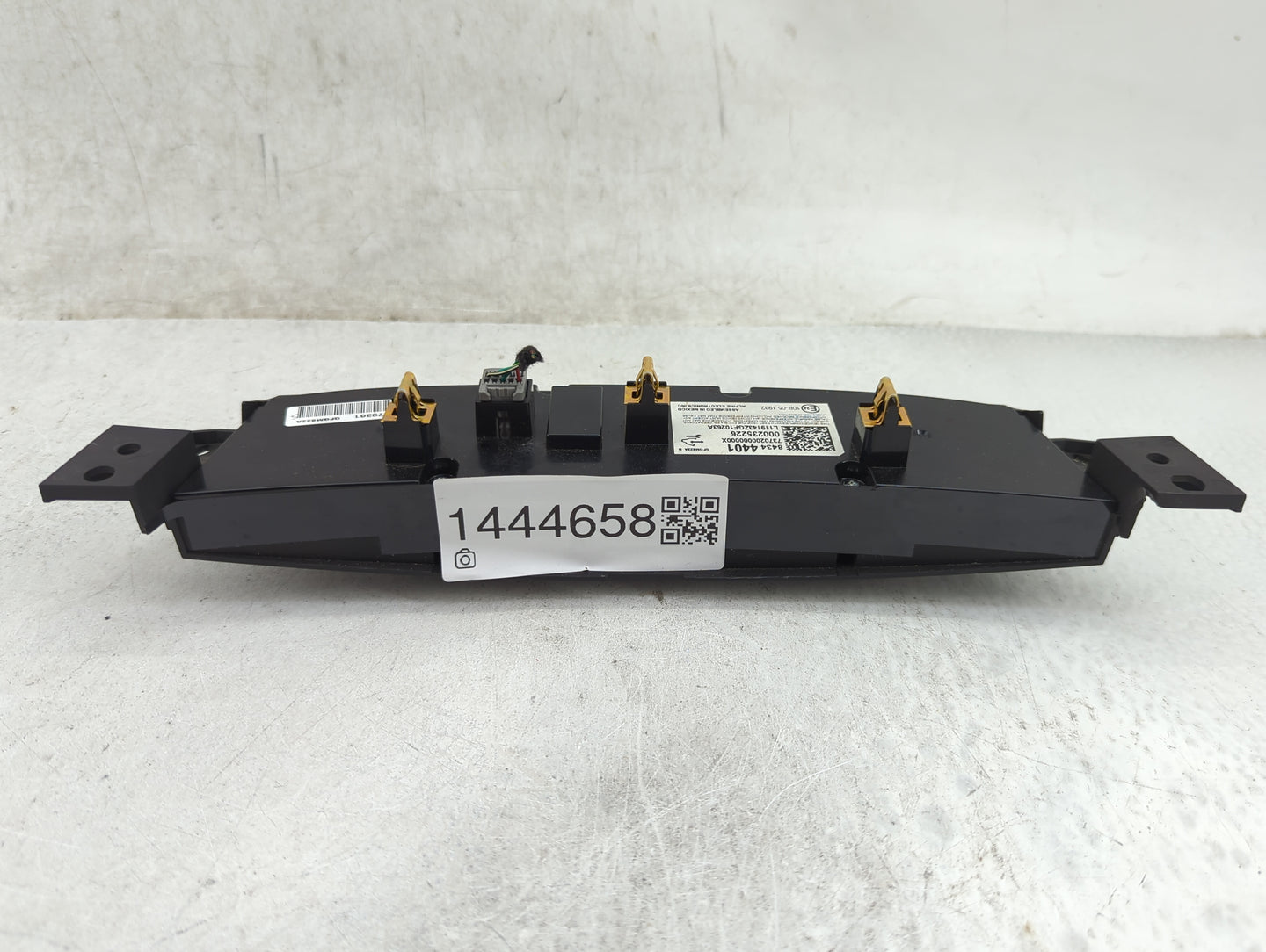 2018-2022 Chevrolet Traverse Climate Control Module Temperature AC/Heater Replacement P/N:84344401 7370200000000X Fits OEM U