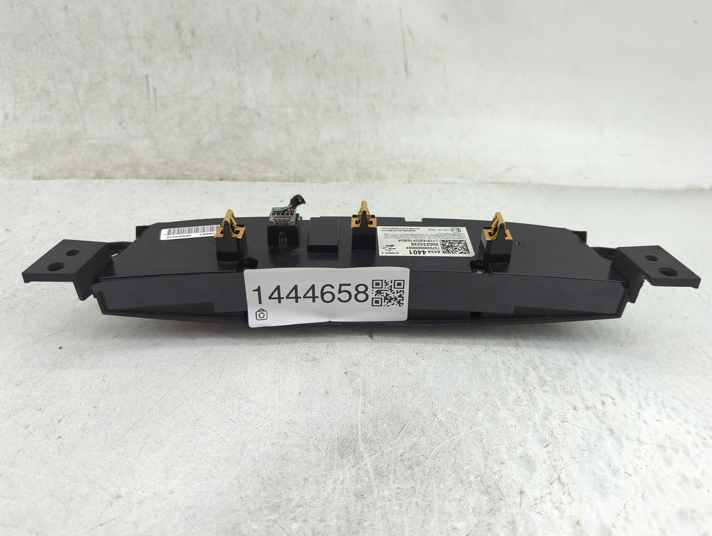 2018-2022 Chevrolet Traverse Climate Control Module Temperature AC/Heater Replacement P/N:84344401 7370200000000X Fits OEM U