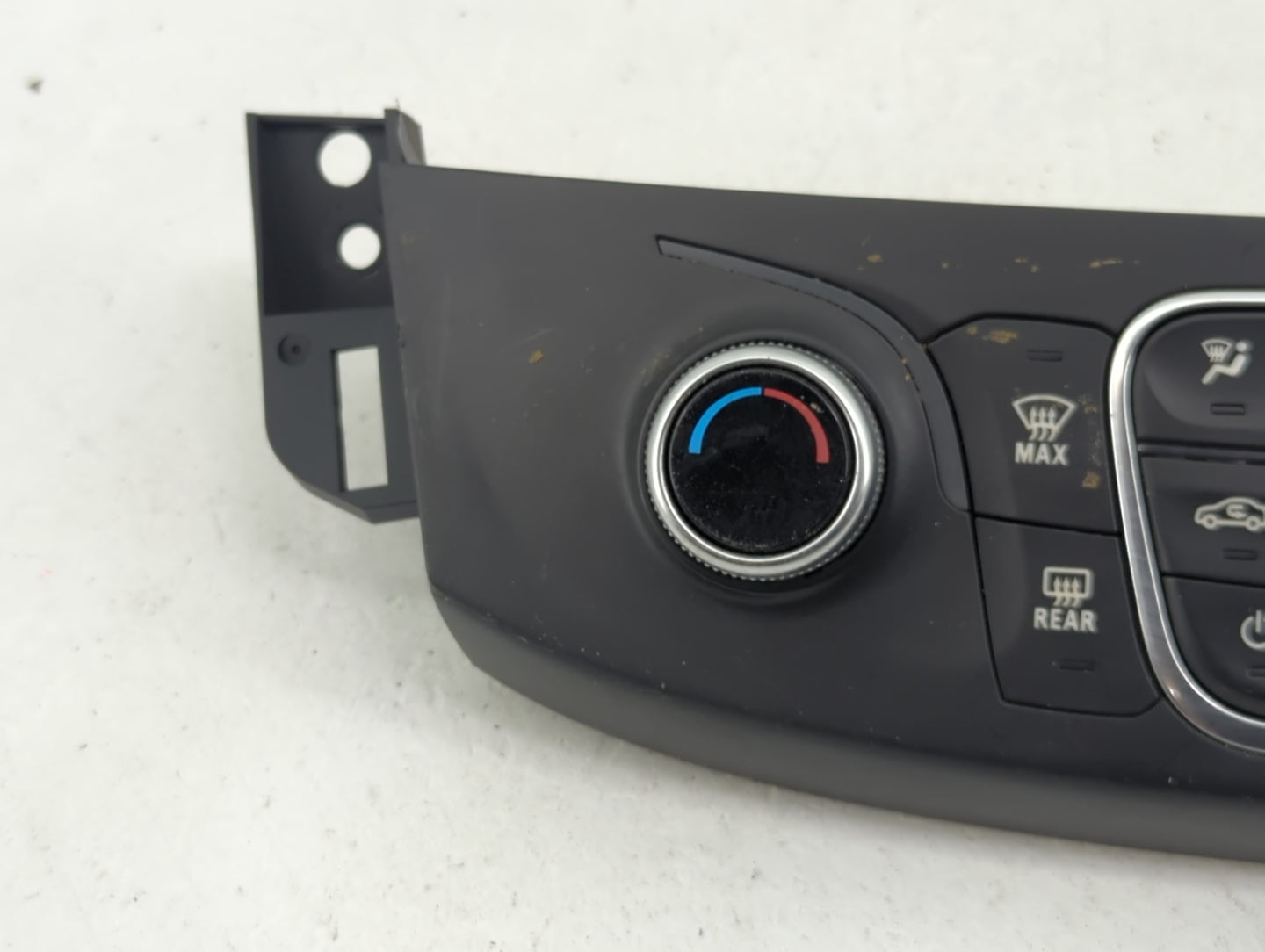 2018-2022 Chevrolet Traverse Climate Control Module Temperature AC/Heater Replacement P/N:84344401 7370200000000X Fits OEM U