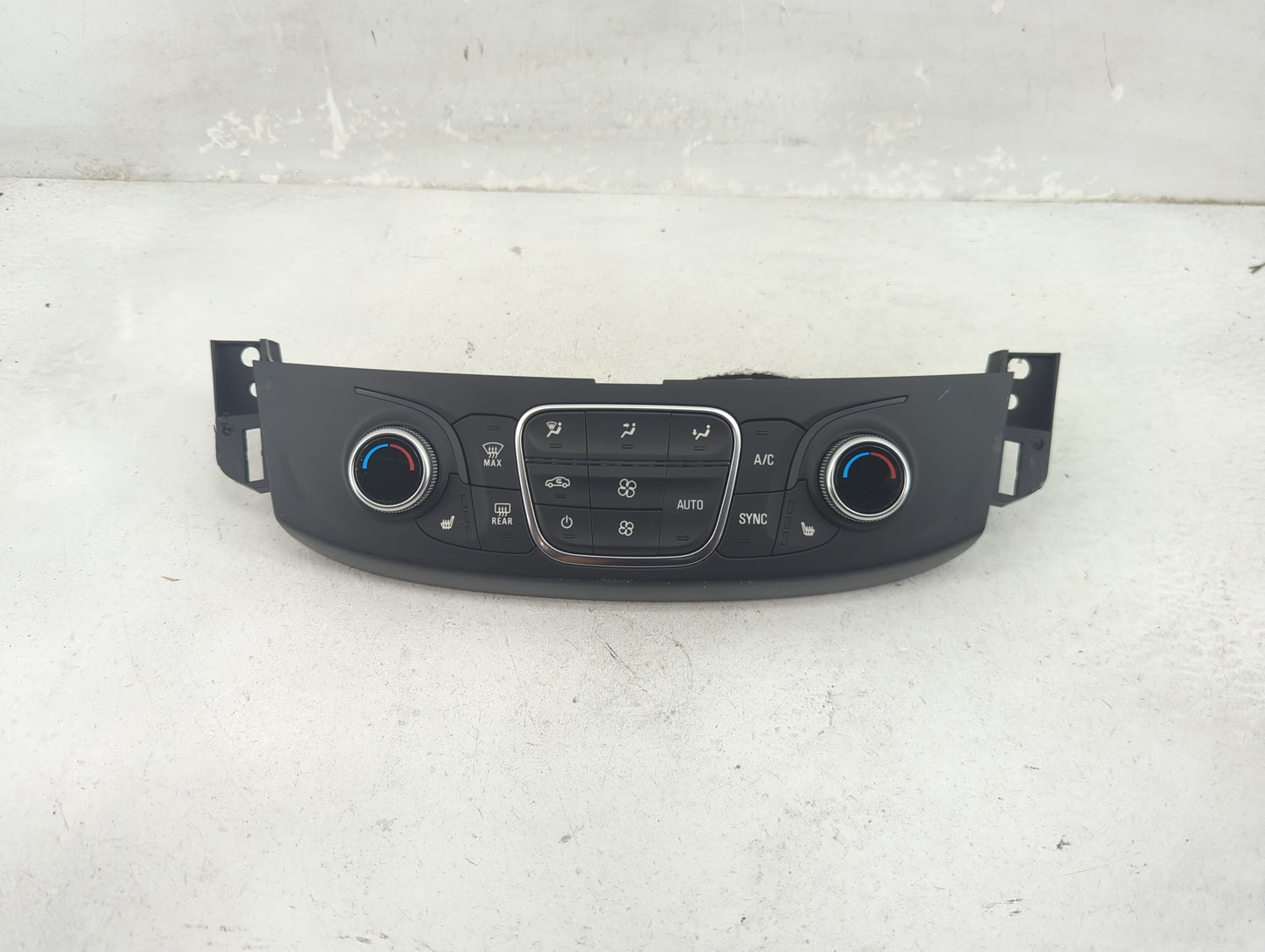 2019 Chevrolet Traverse Climate Control Module Temperature AC/Heater Replacement P/N:84344402 QFGM623A, 000235226 Fits OEM U