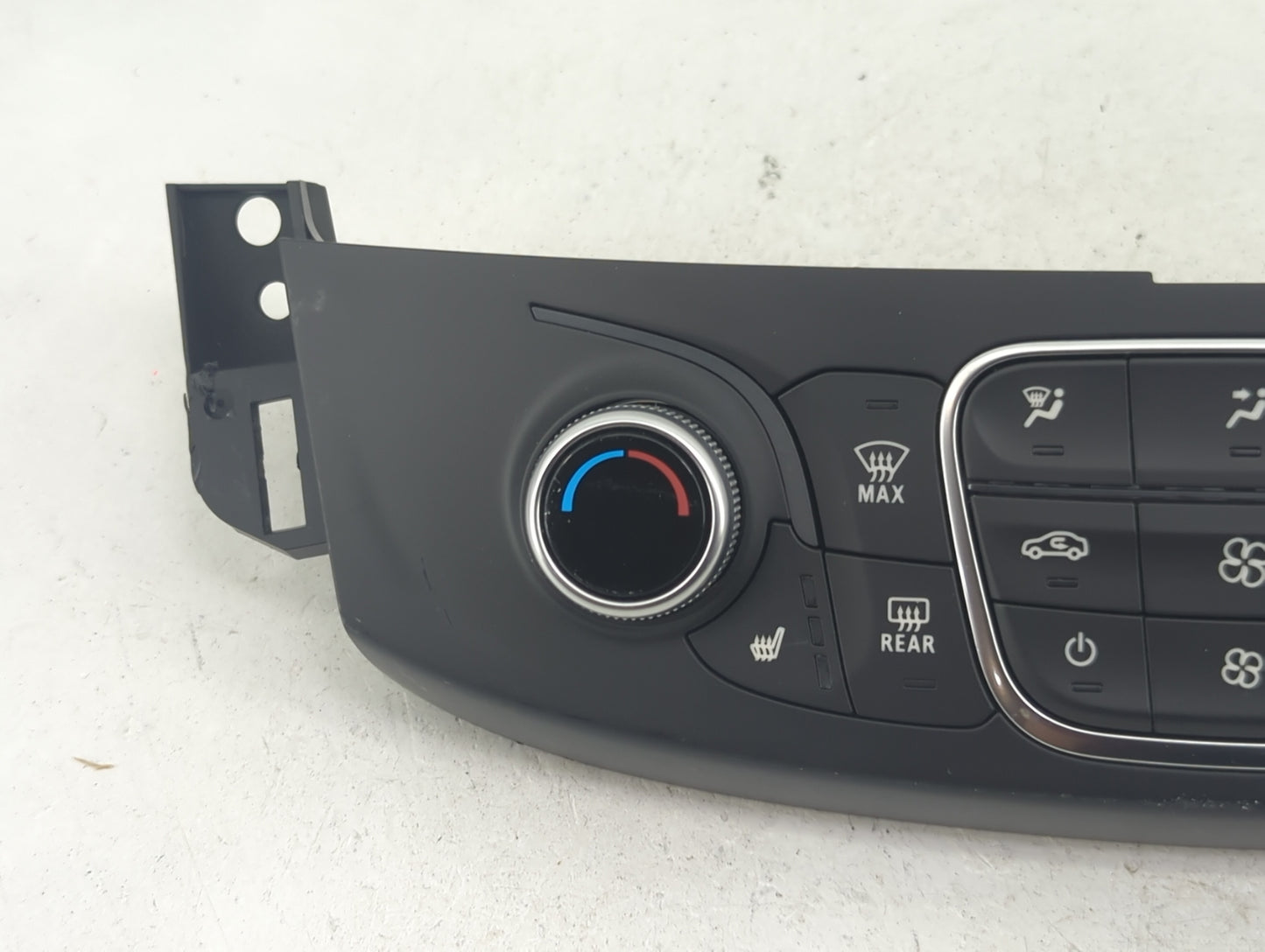 2019 Chevrolet Traverse Climate Control Module Temperature AC/Heater Replacement P/N:84344402 QFGM623A, 000235226 Fits OEM U