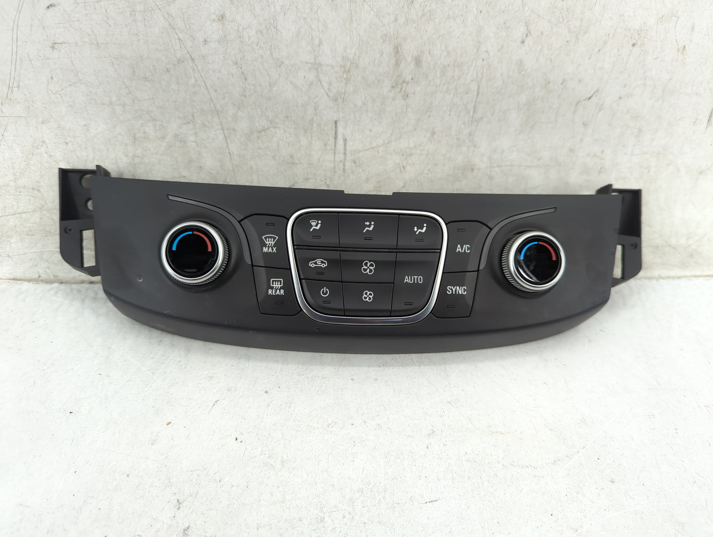 2018-2022 Chevrolet Traverse Climate Control Module Temperature AC/Heater Replacement P/N:84344401 7370200000000X Fits OEM U