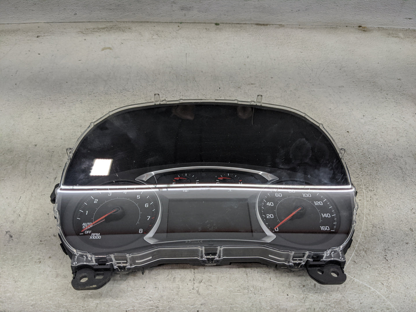 2018-2019 Chevrolet Traverse Instrument Cluster Speedometer Gauges P/N:84973334 GM-0059-101-MR-C80B Miles:107K Fits Fits 201